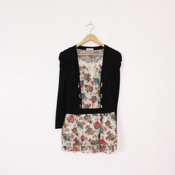 *QYXL Black Cardigan and Floral Blouse Set - Picture 3 of 8